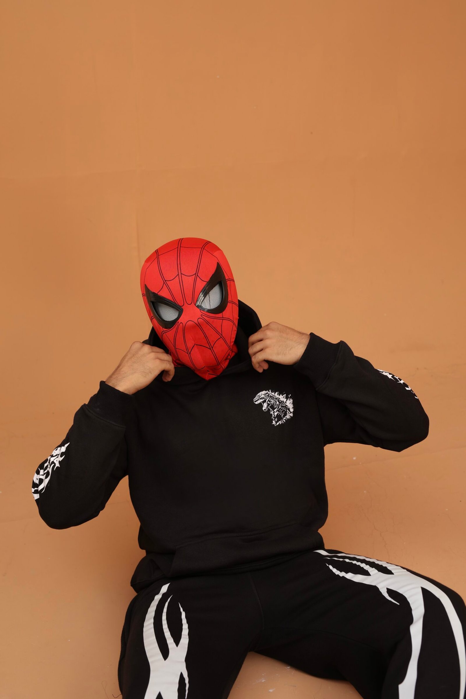 GODZILA SERAPH HOODIE - Image 4
